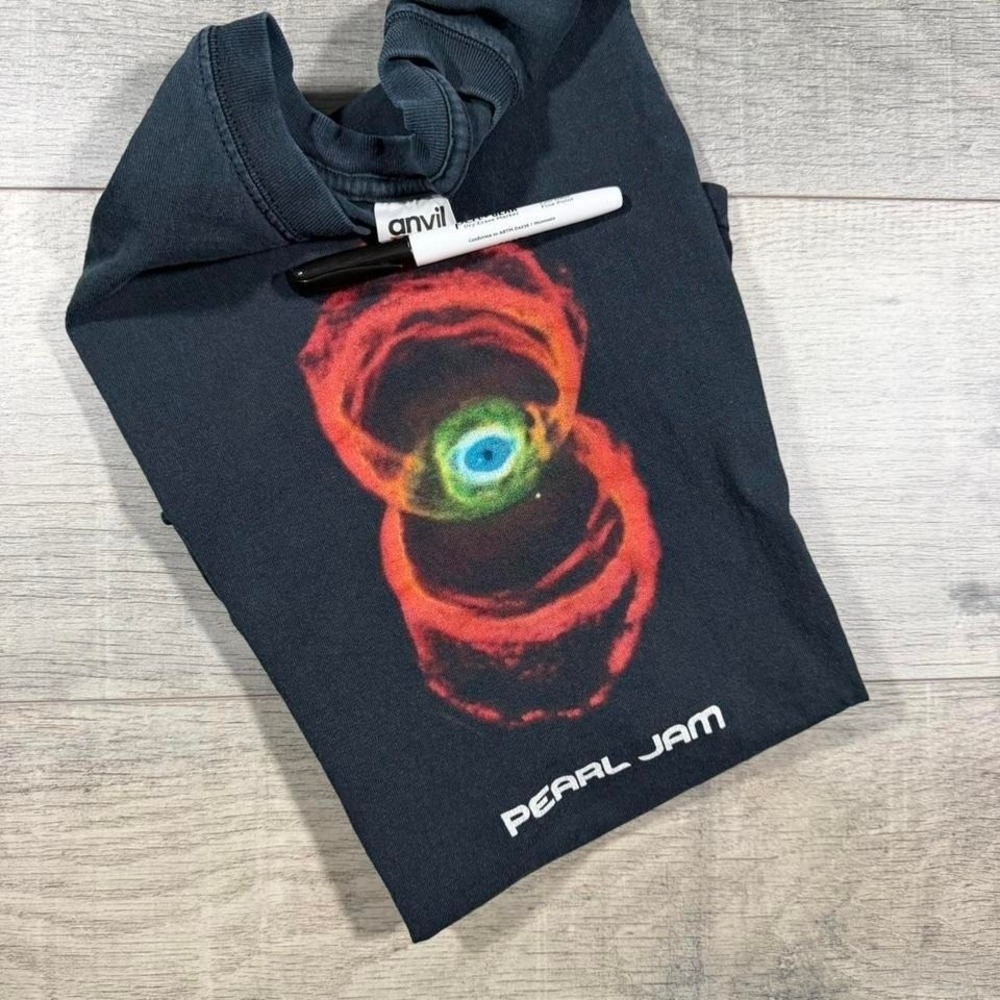 Pearl Jam 2000 tour sleeveless black and multicolor faded shirt